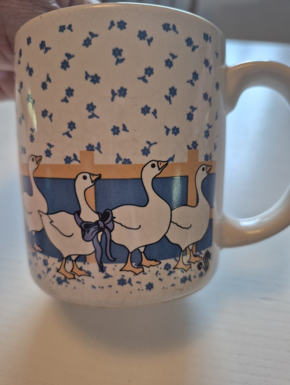 Vintage goose ceramic mugs